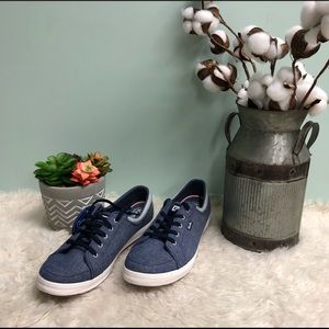 Keds Womenβs Sneakers (PM74)